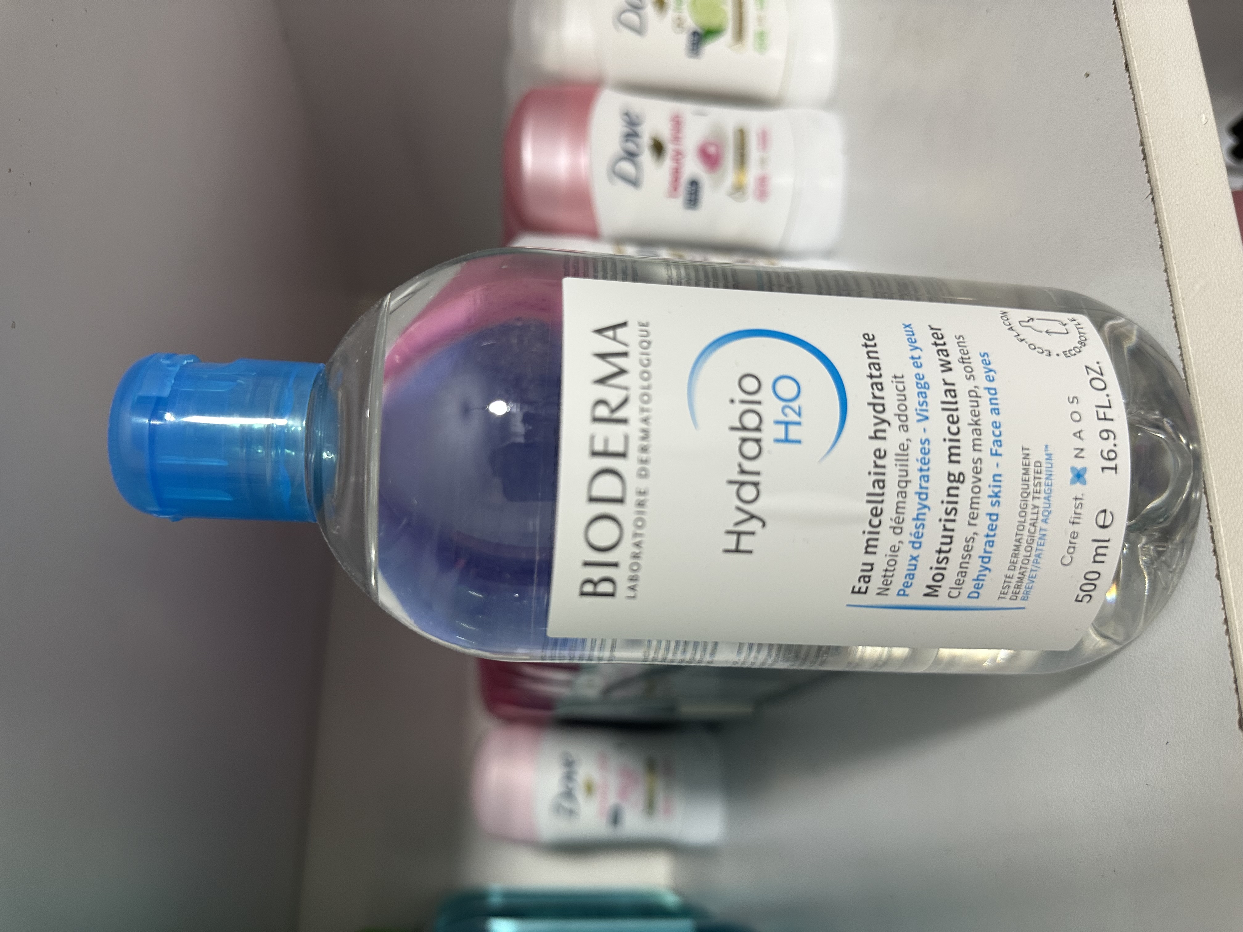 میسلارواتربایودرما آبی