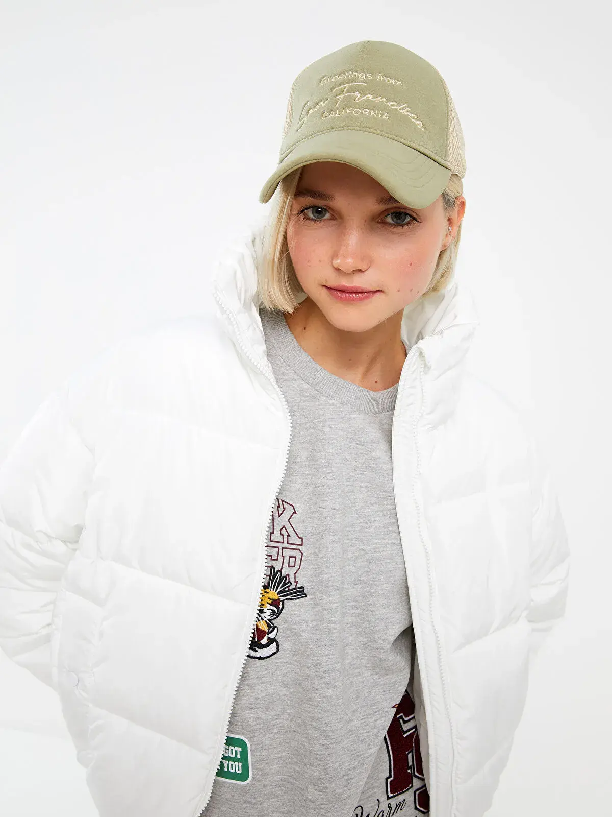 کلاه مخمل زنانه lcw