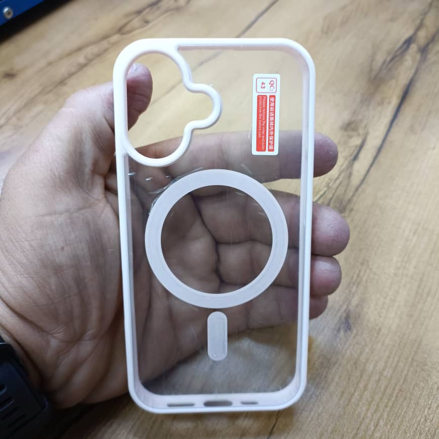 کاور/قاب مگ سیف دار آیفون 16 برند Q SERIES طرح شفاف