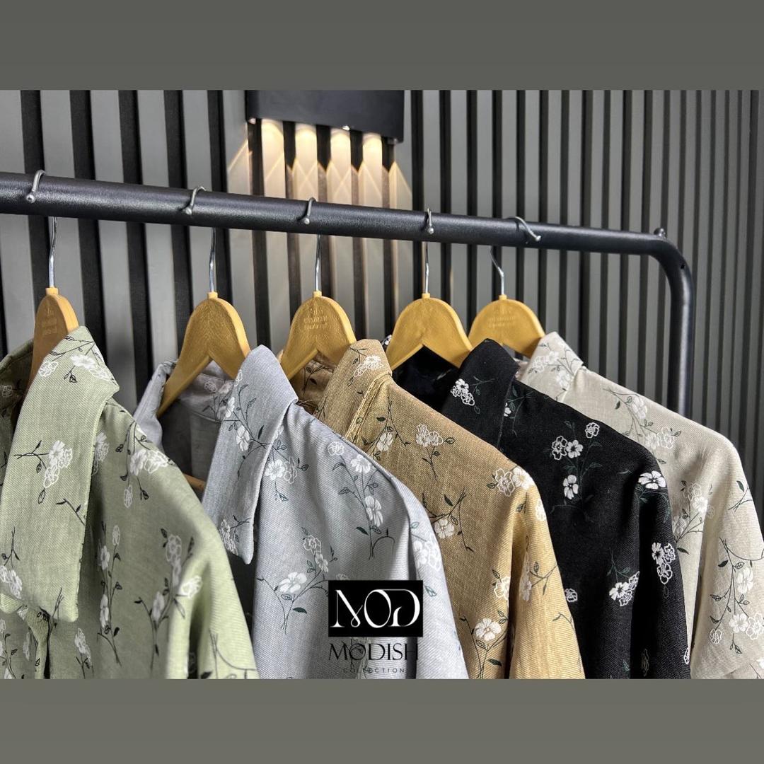 شومیز زنانه پشت چین‌دار کد A15 با طراحی مدرن و جذاب