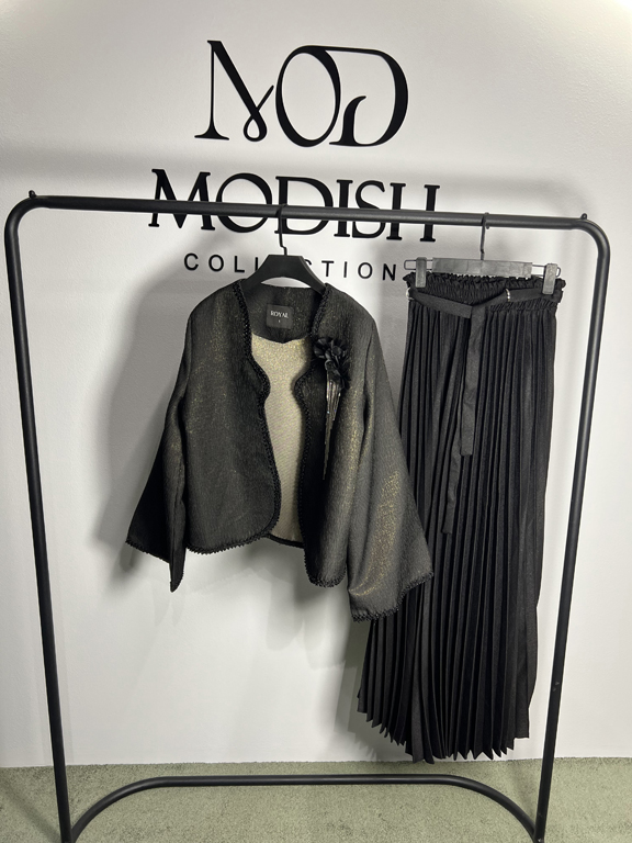 ست کت و شلوار زنانه ساماکو با طراحی مدرن و جنس کتان لمه