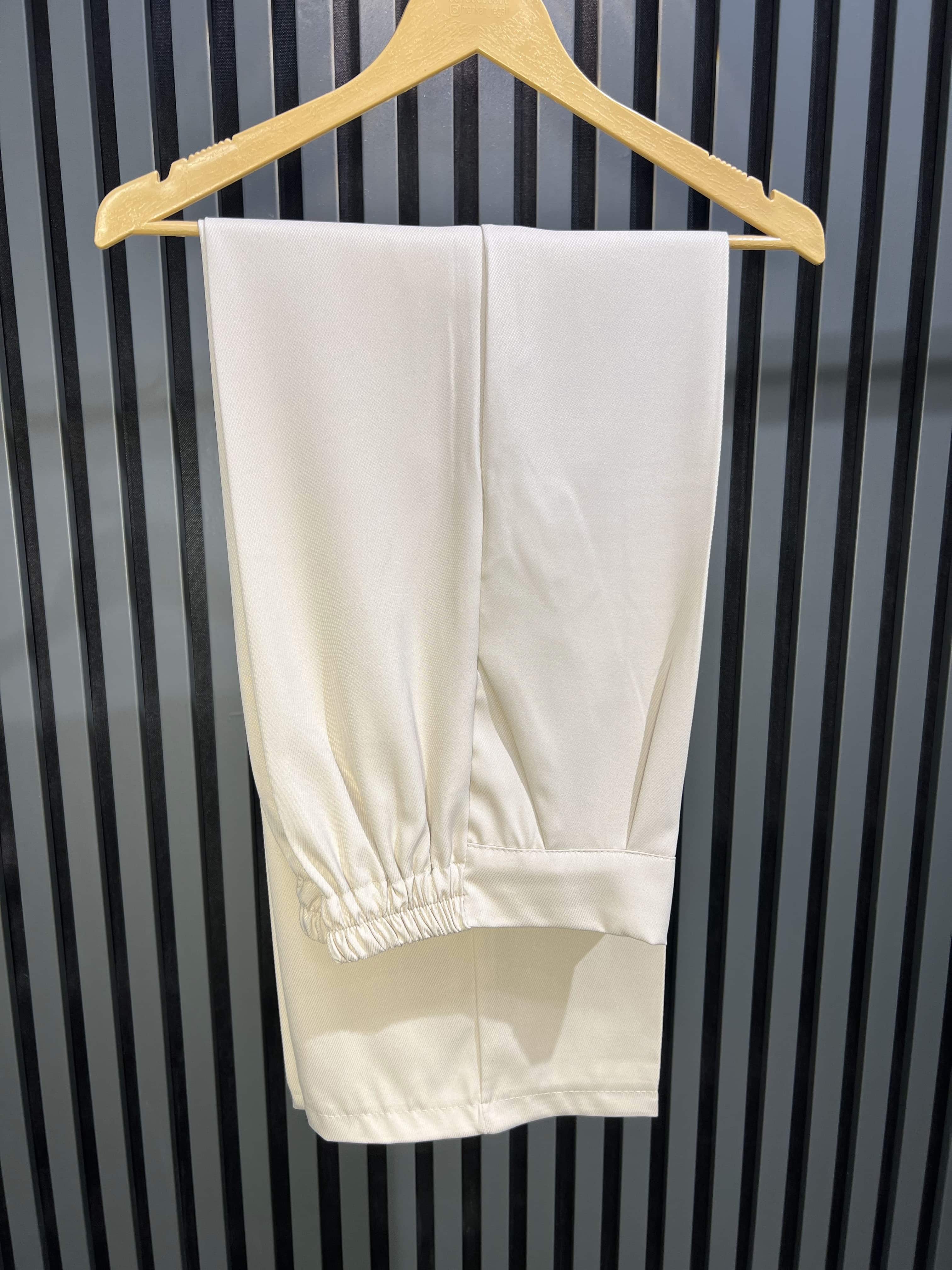 شلوار نیم بگ کجراه زنانه با جنس مازراتی و طراحی مدرن