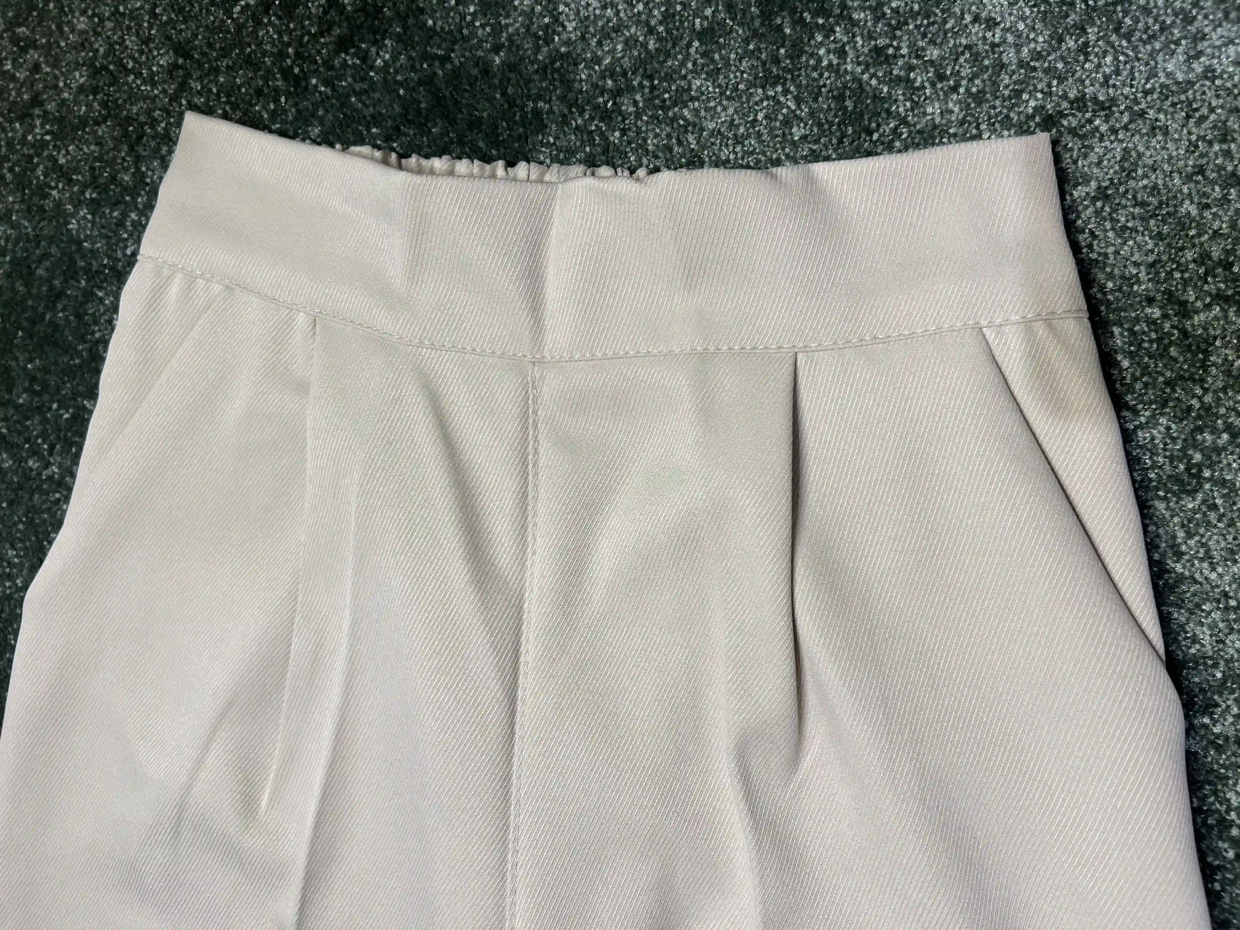 شلوار نیم بگ کجراه زنانه با جنس مازراتی و طراحی مدرن