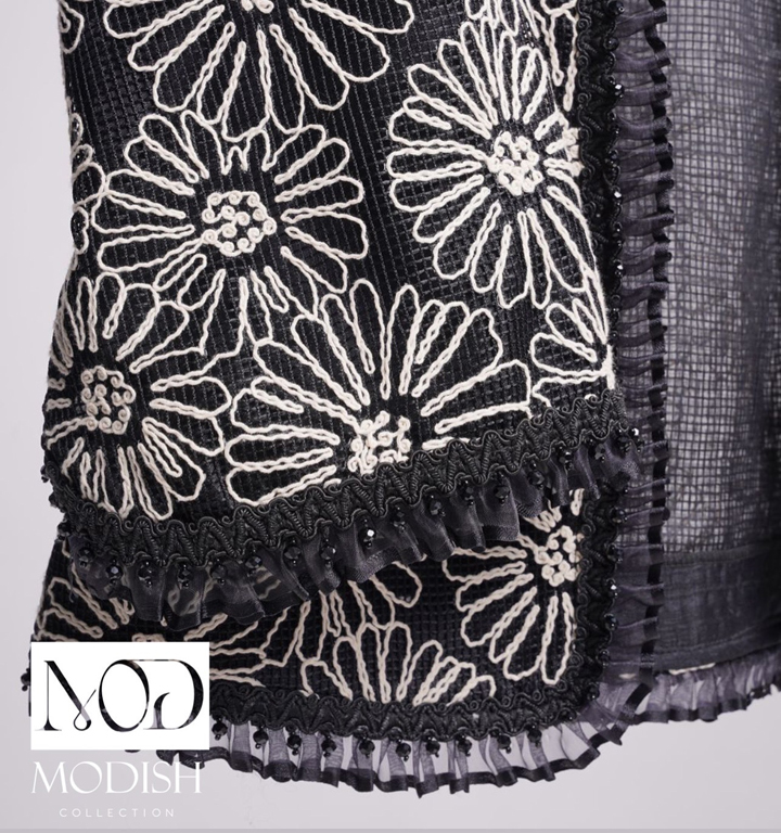 مانتو مدل حسنا با جنس تور و نازلی برای مهمانی‌های خاص