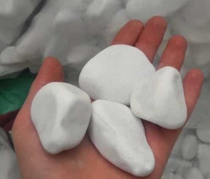 قلوه سنگ سفید