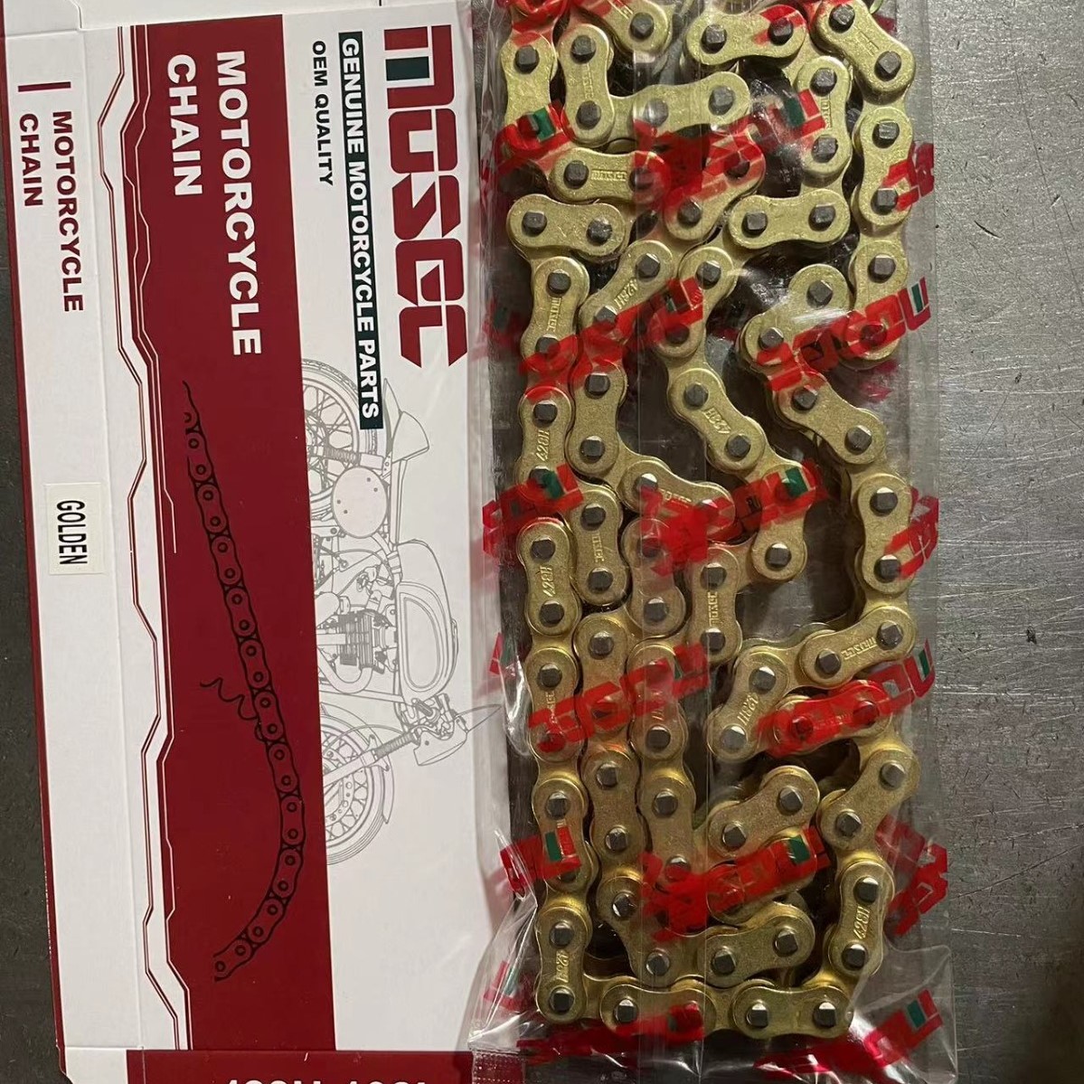 زنجیر موتورسیکلت موزک 520 1110 دانه طلایی