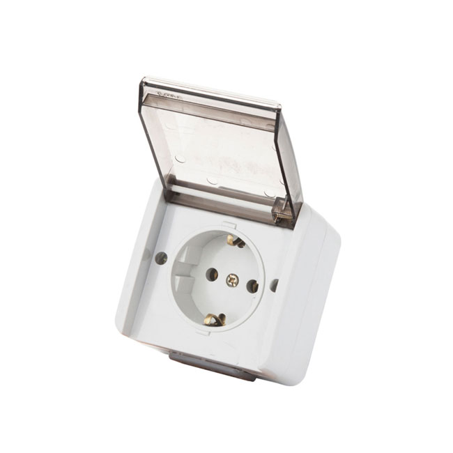 پریز بارانی ارت‌ دار پارت