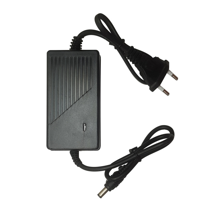 ادابتور ۱۲ ولت ۲ امپر