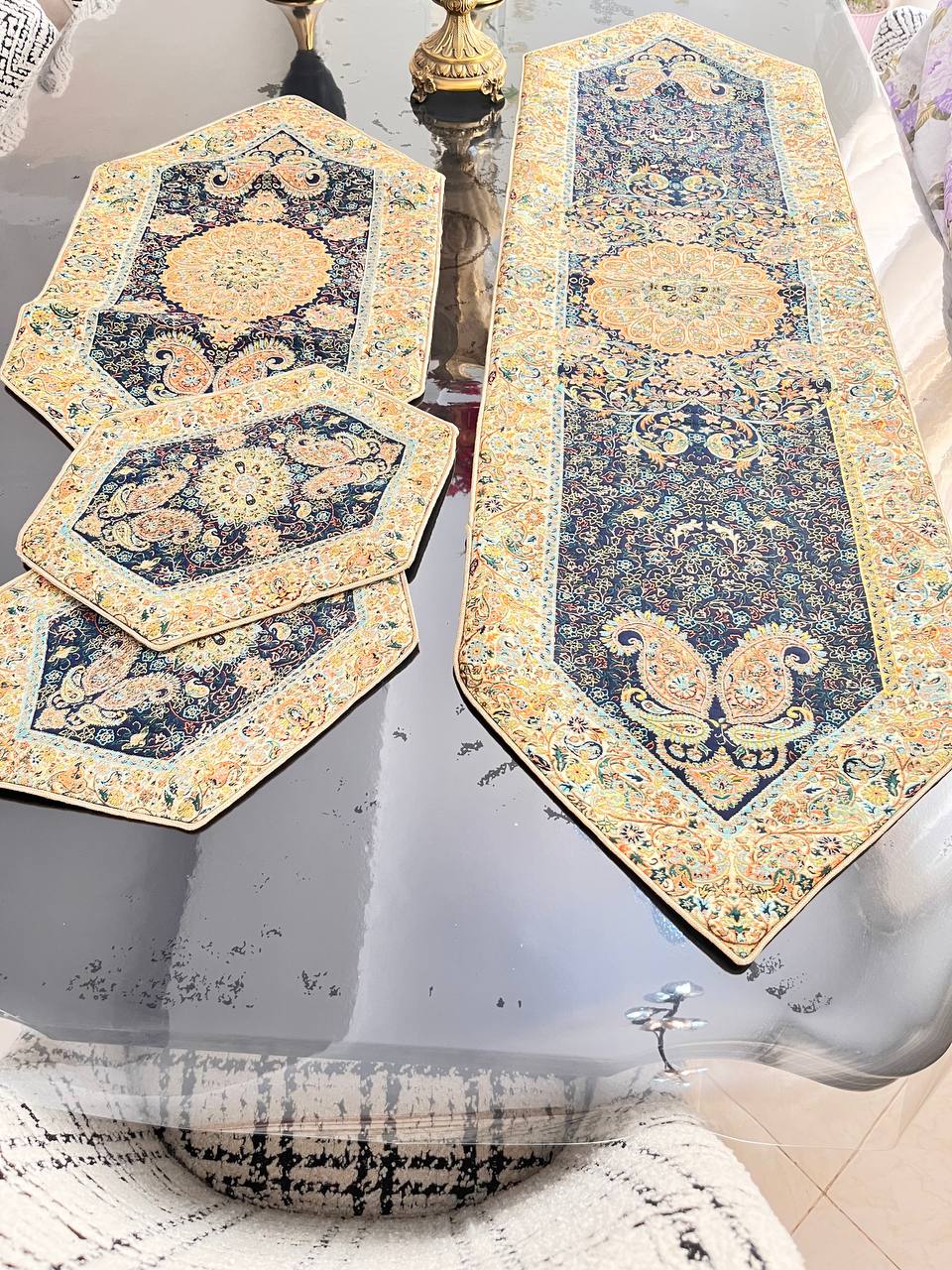 رومیزی ترمه ۴تیکه