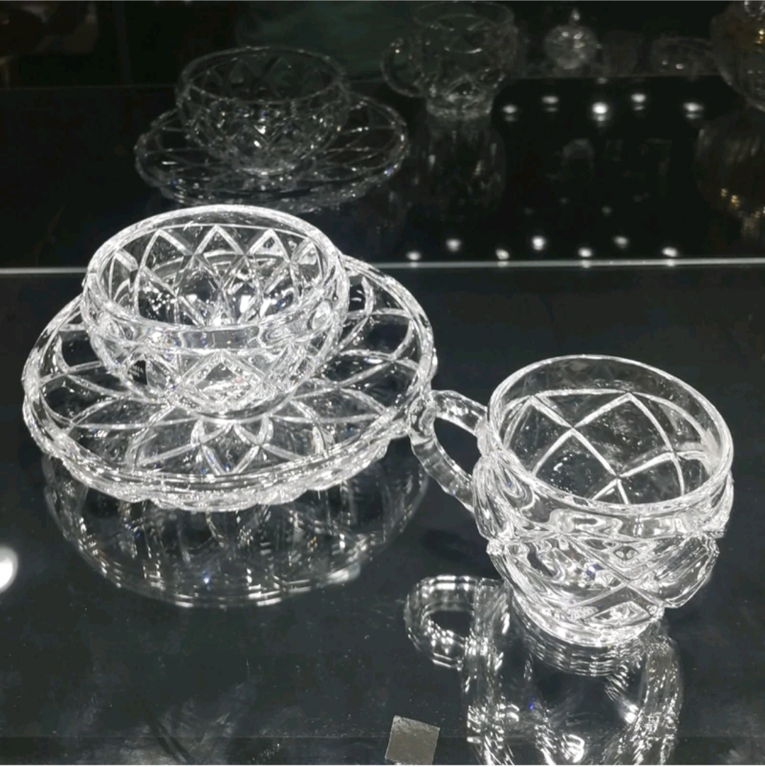 سرویس کریستال کارول