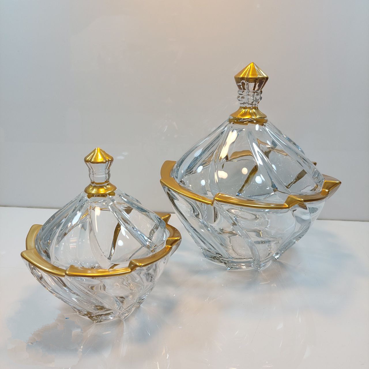 سرویس الینور لب طلایی و شامپاینی