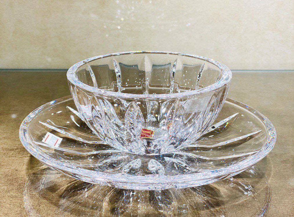 سرویس رومنس کریستال