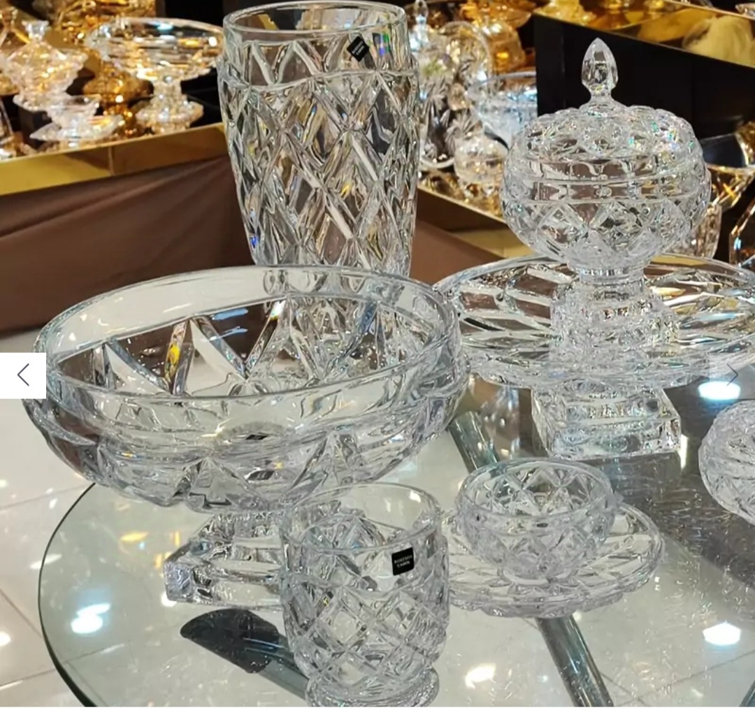 سرویس کریستال کارول