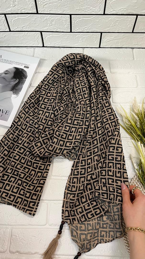 شال پلیسه طرح دار