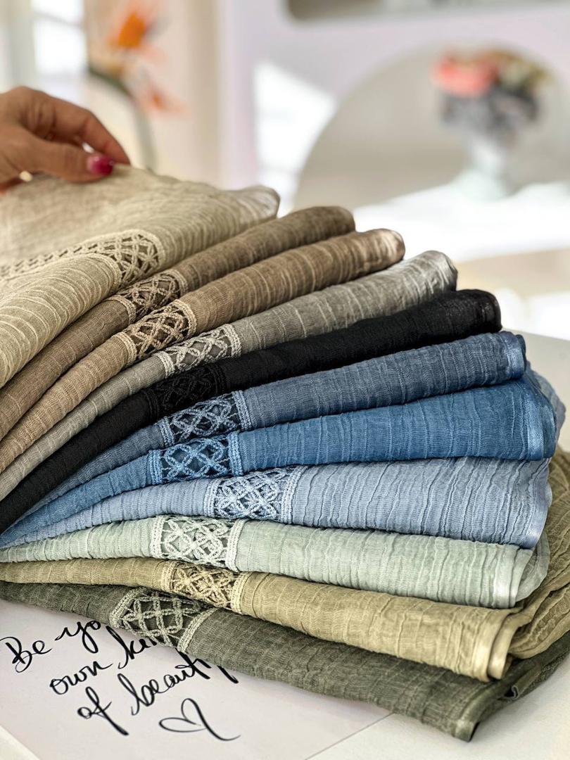 شال نخی دانتل دوزی شده