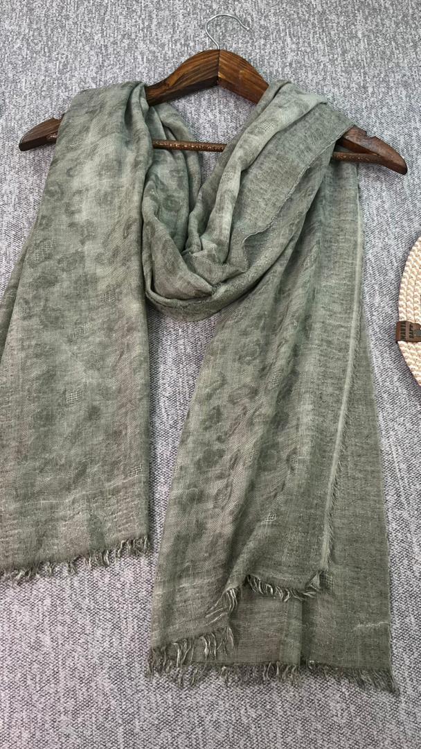 شال پلنگی کنفی