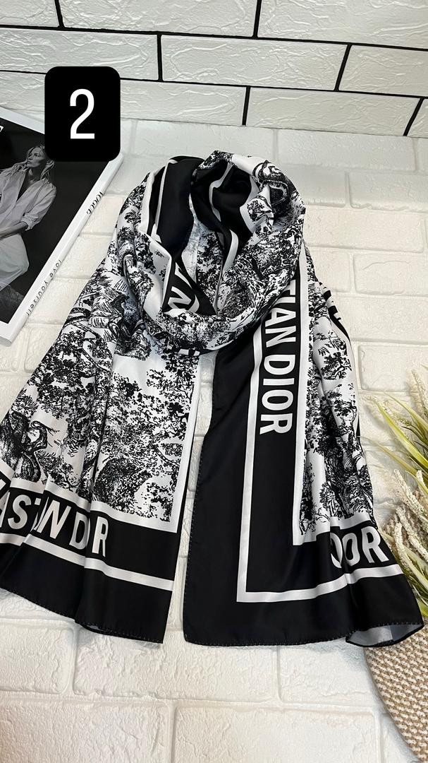 شال ابریشم طرح دار