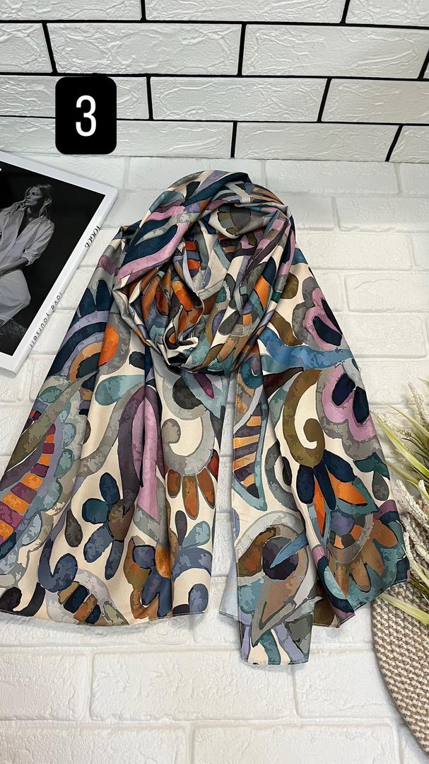 شال ابریشم طرح دار