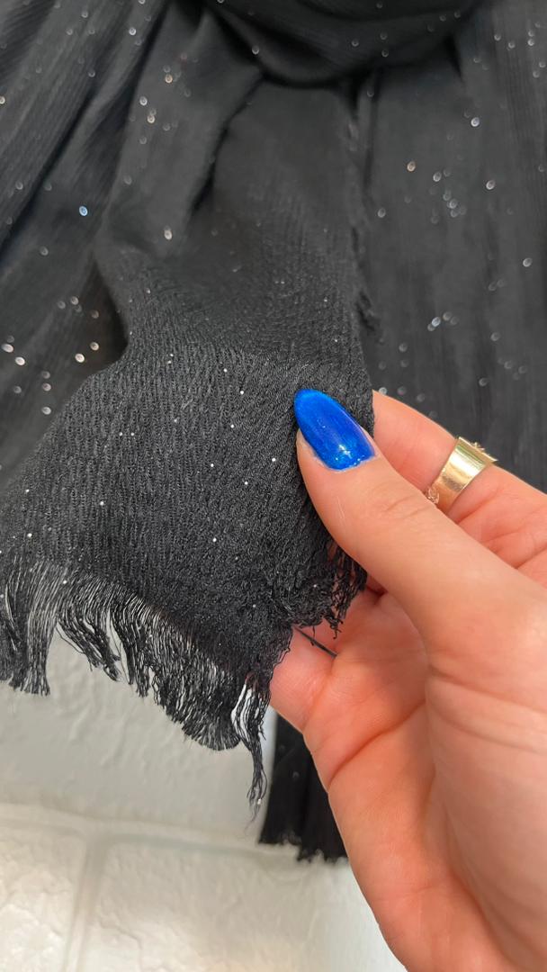 شال مشکی دور ریش