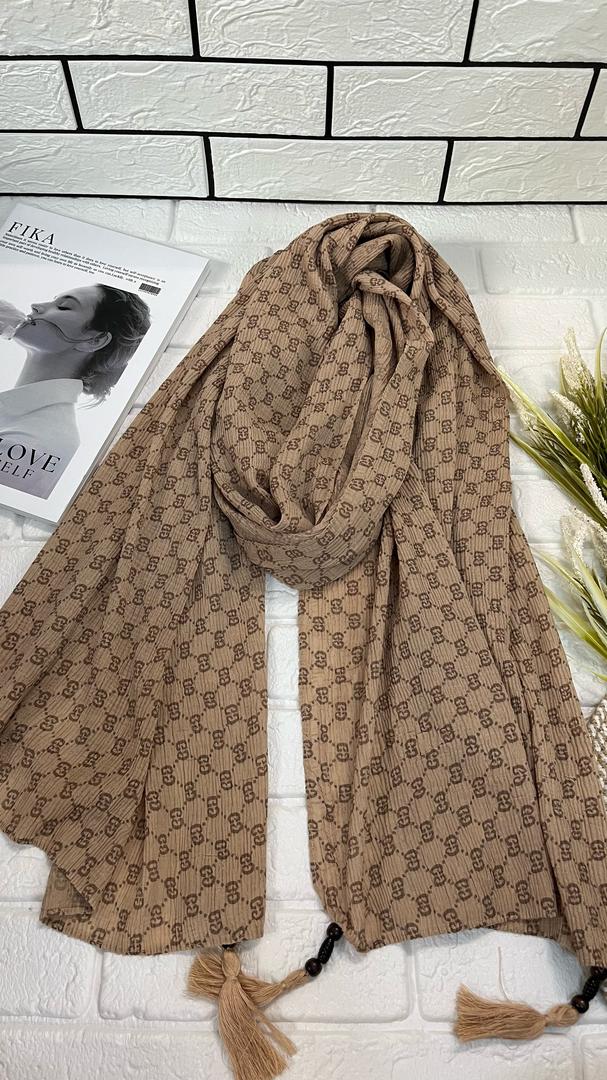 شال پلیسه طرح دار