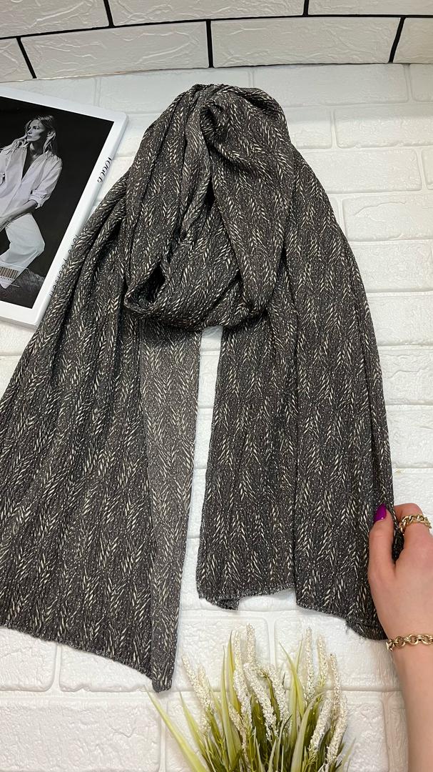 شال پلیسه نخ کریشه