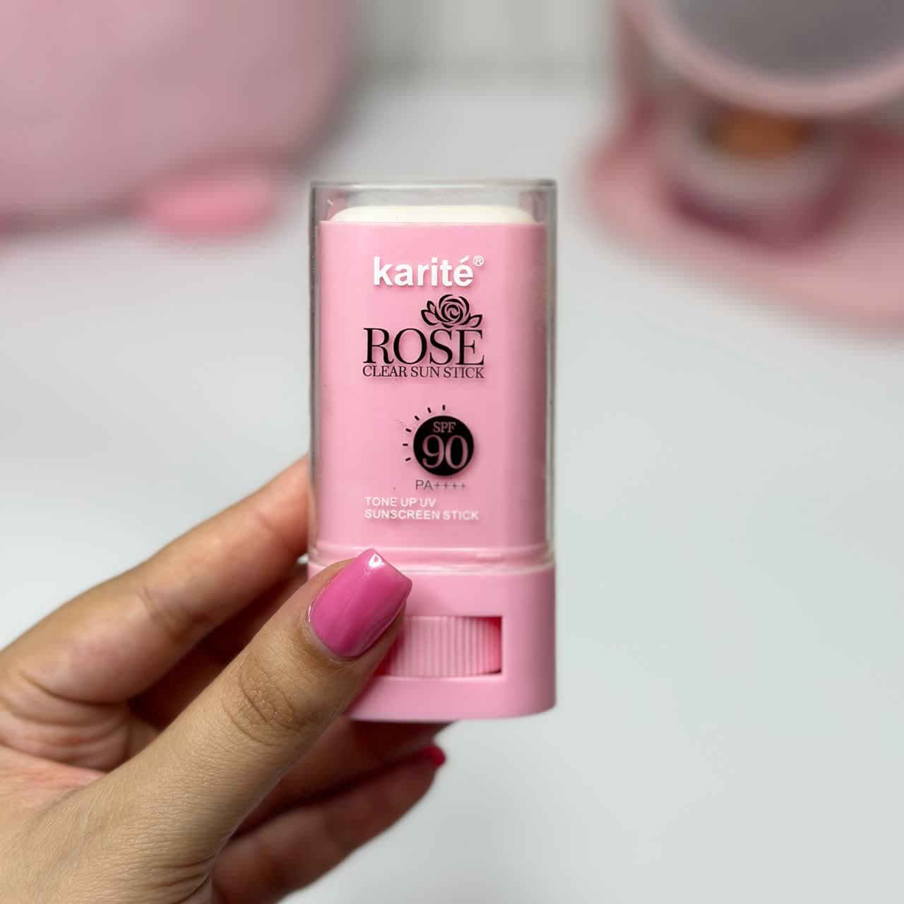 ضد آفتاب استیکی توت فرهنگی