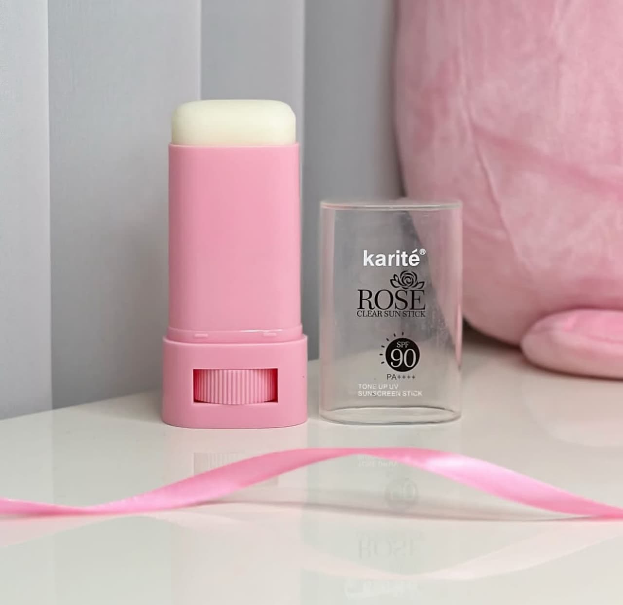 ضد آفتاب استیکی توت فرهنگی