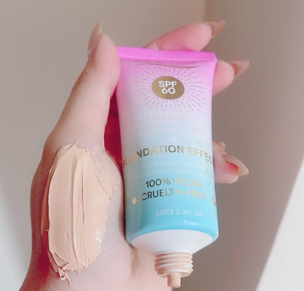 کرم ضدآفتاب کرمپودری آرت اسکین