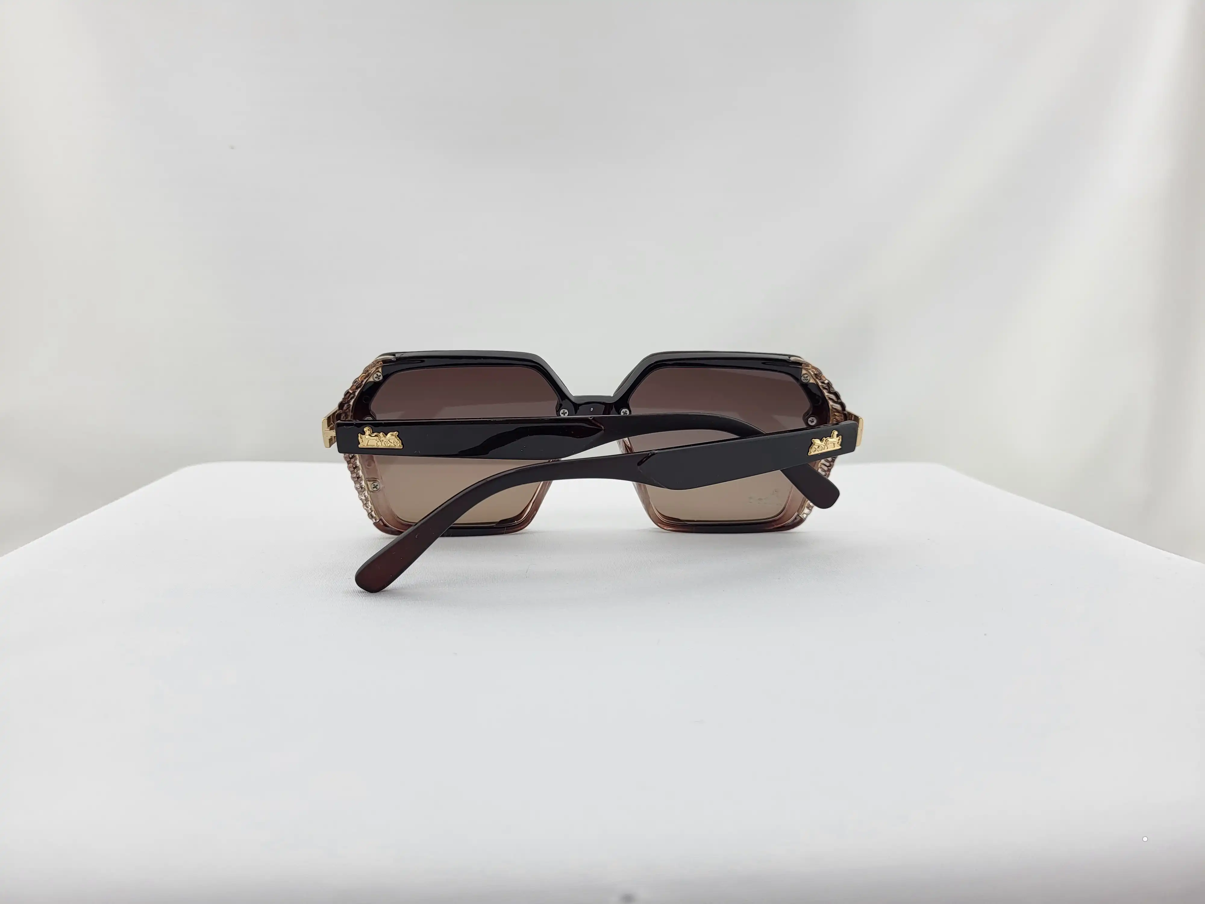 عینک آفتابی زنانه هرمس مدل 25450