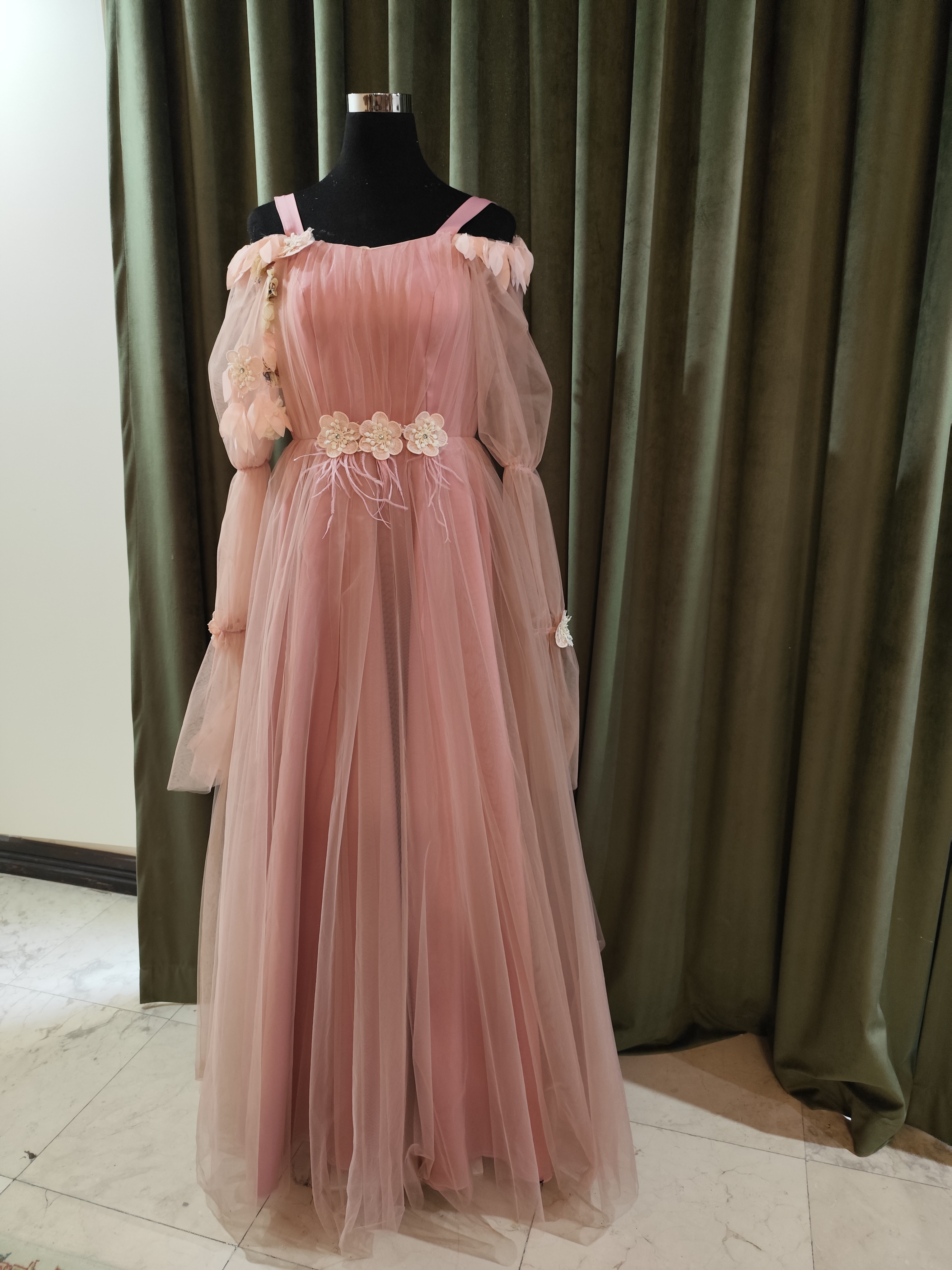 لباس مجلسی توری