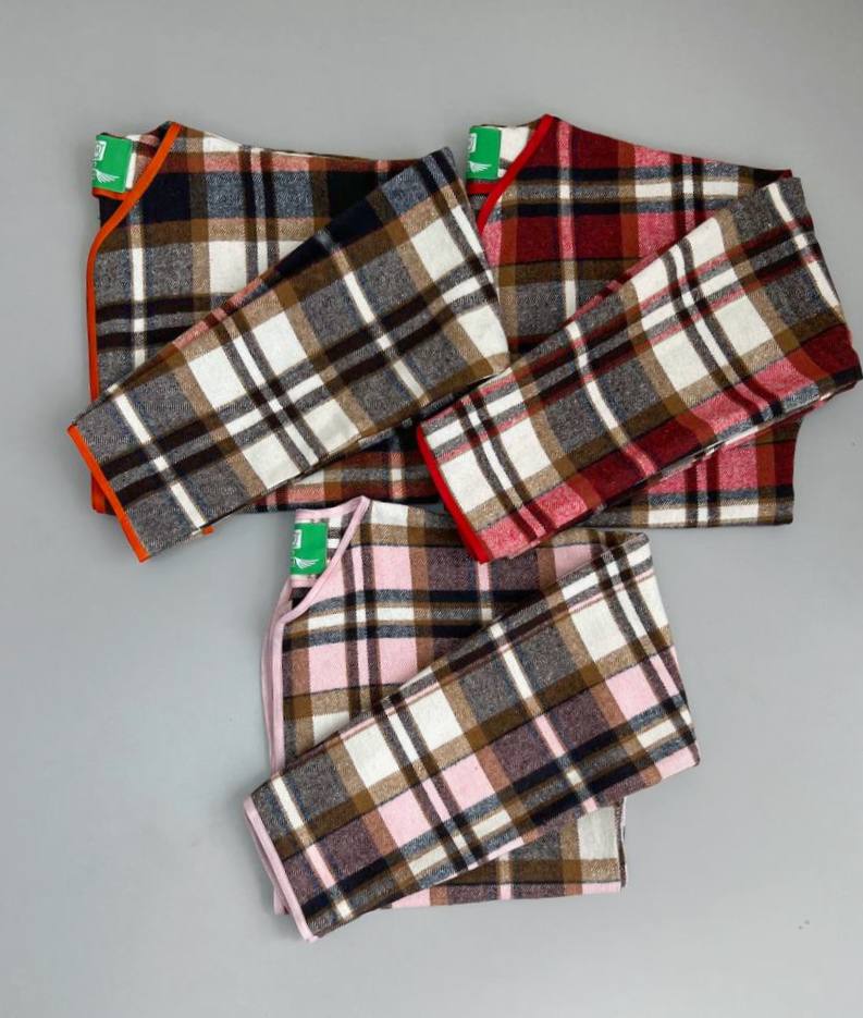 کت دخترونه پشمی چهارخونه