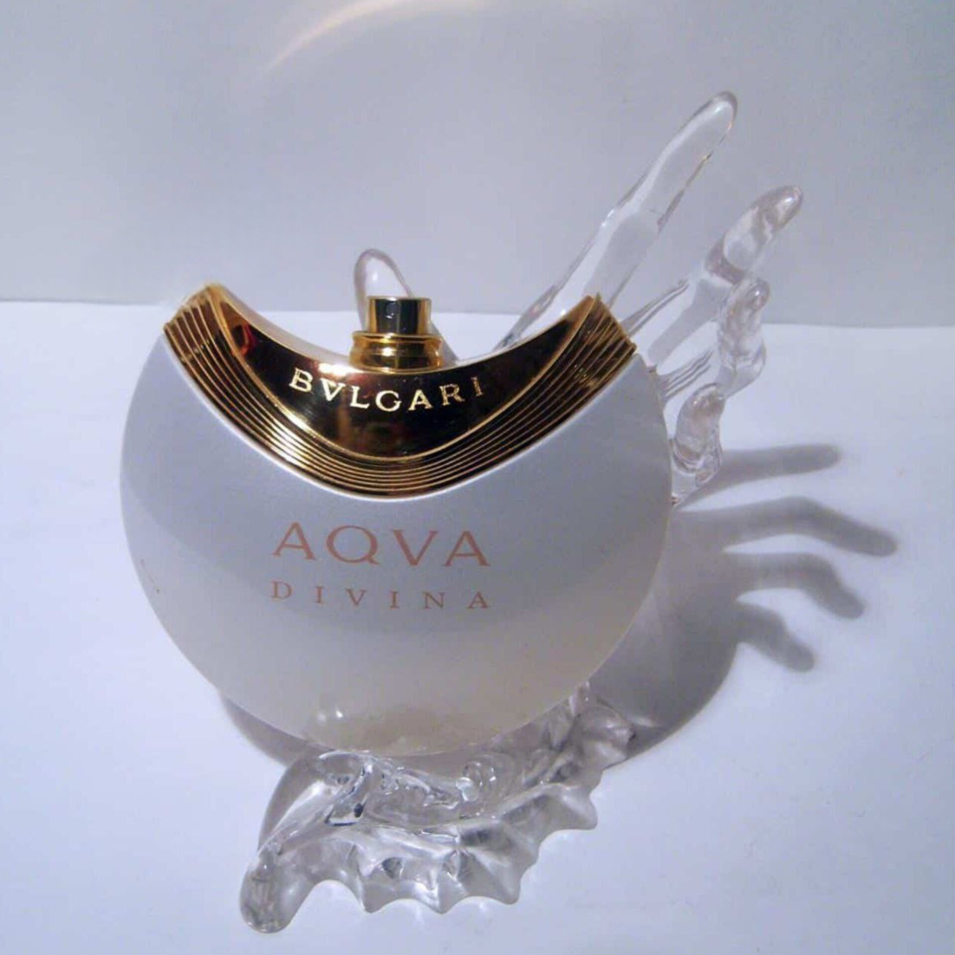 عطر آکوا دیوینا