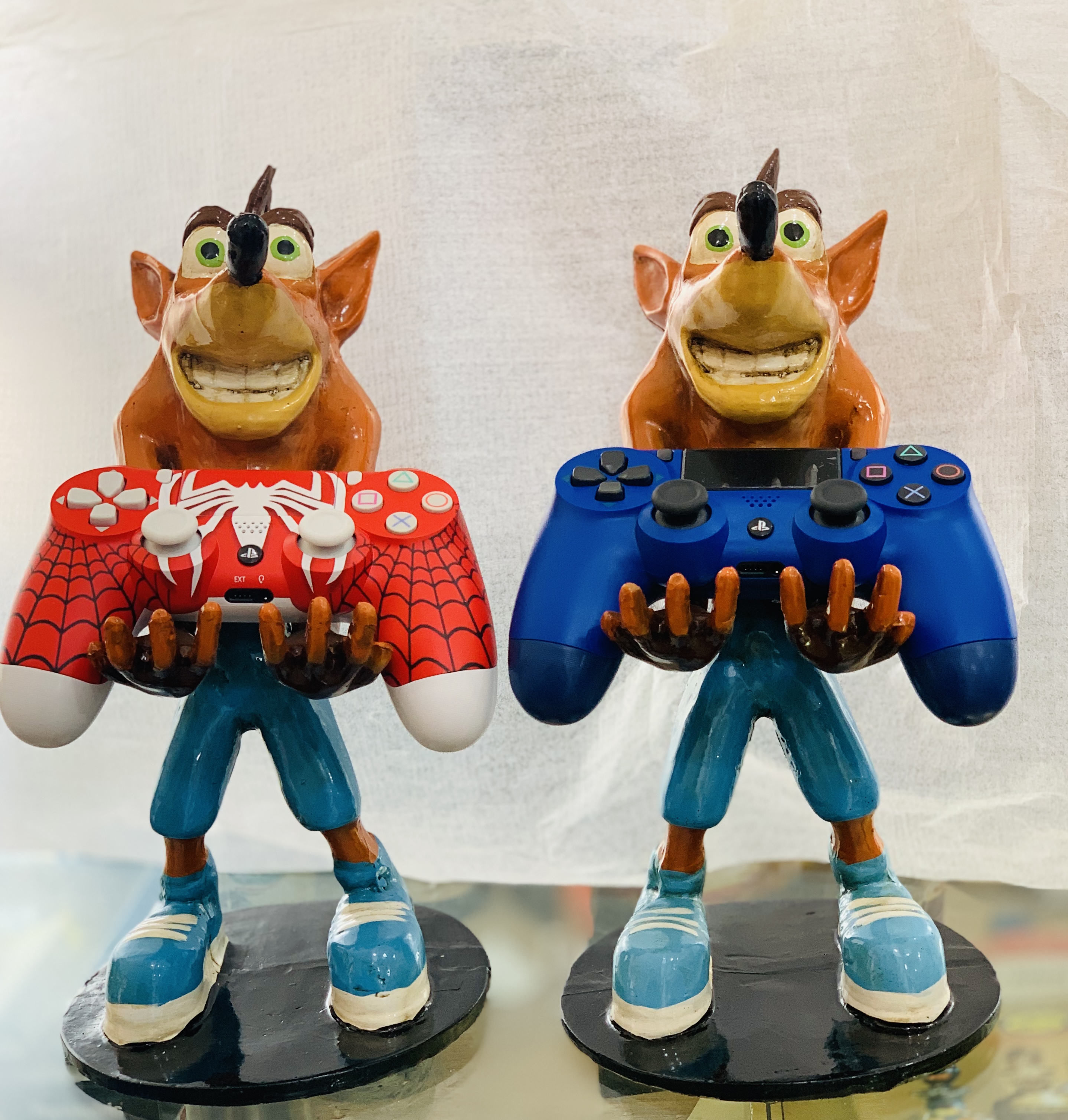 استند مجسمه طرح کراش