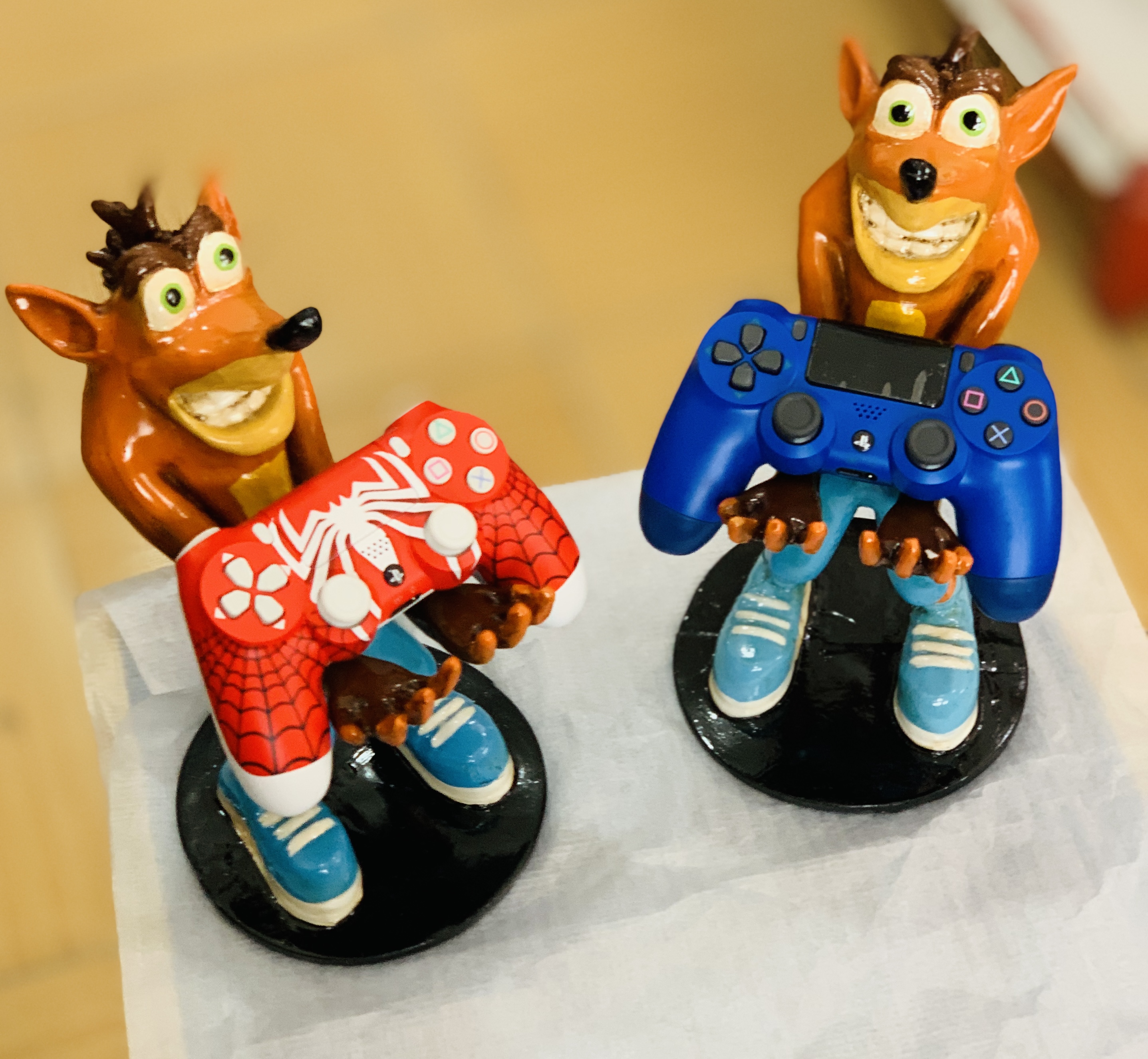 استند مجسمه طرح کراش