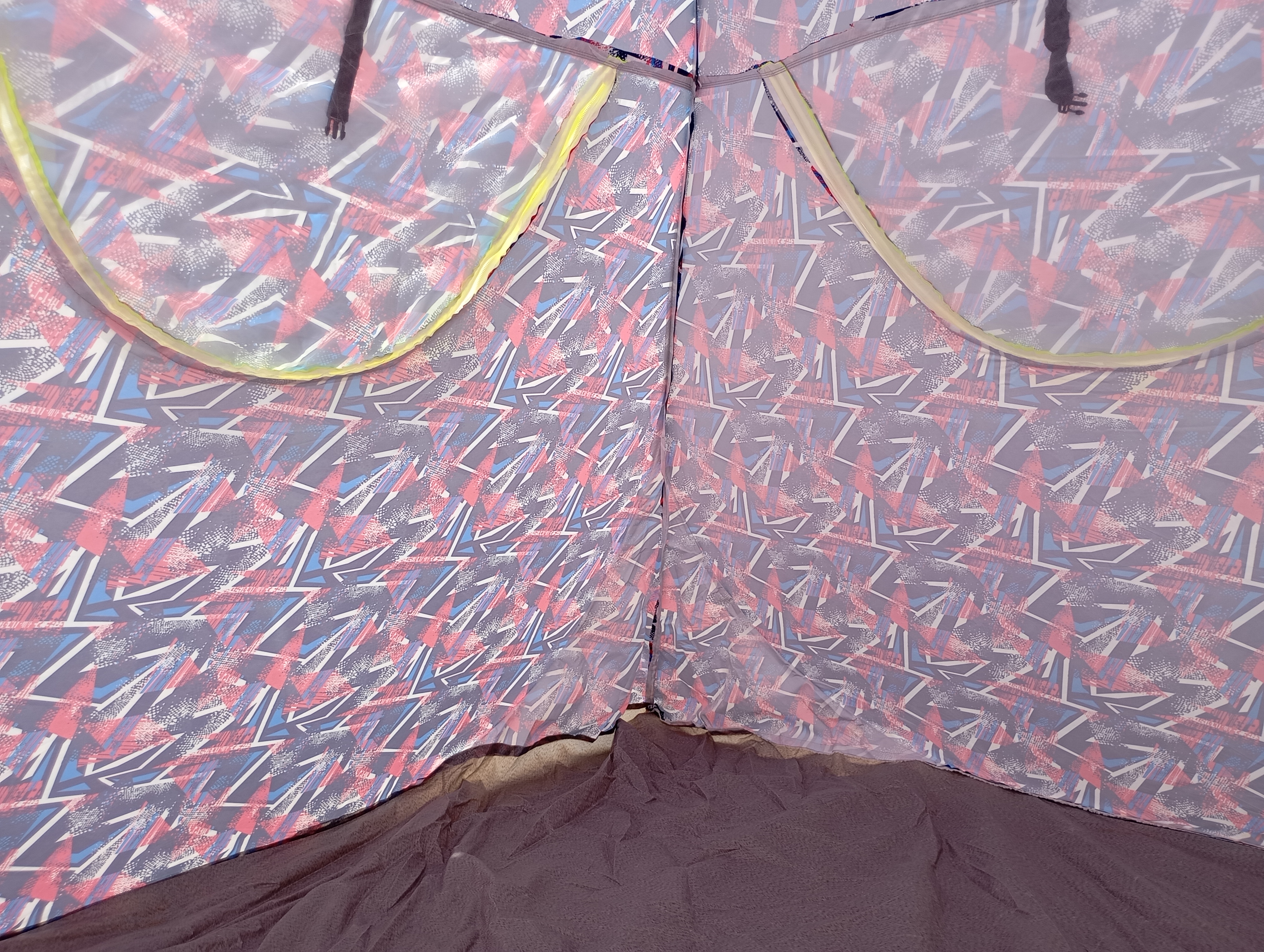 چادر مسافرتی VIP پشت لاستیک