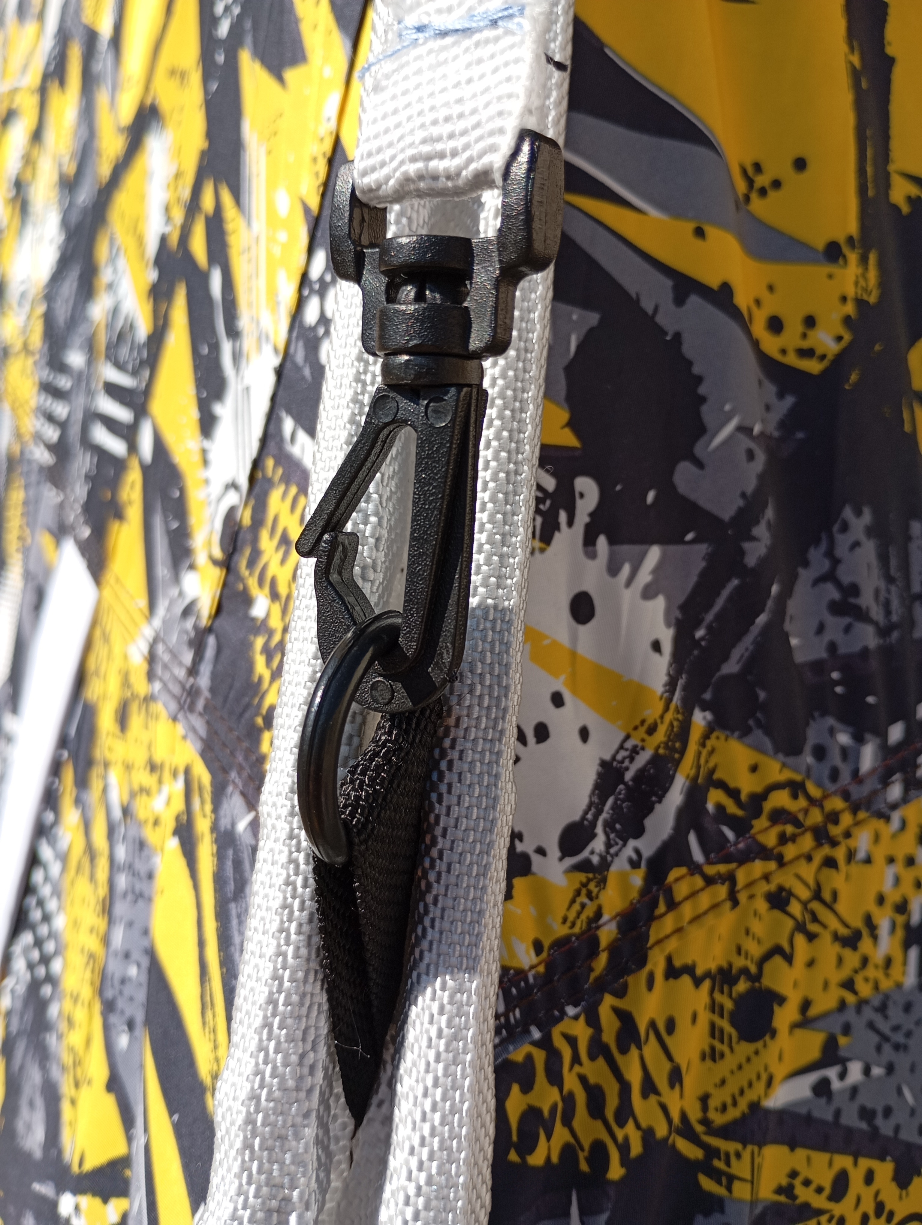 چادر مسافرتی مکعبی پشت لاستیک