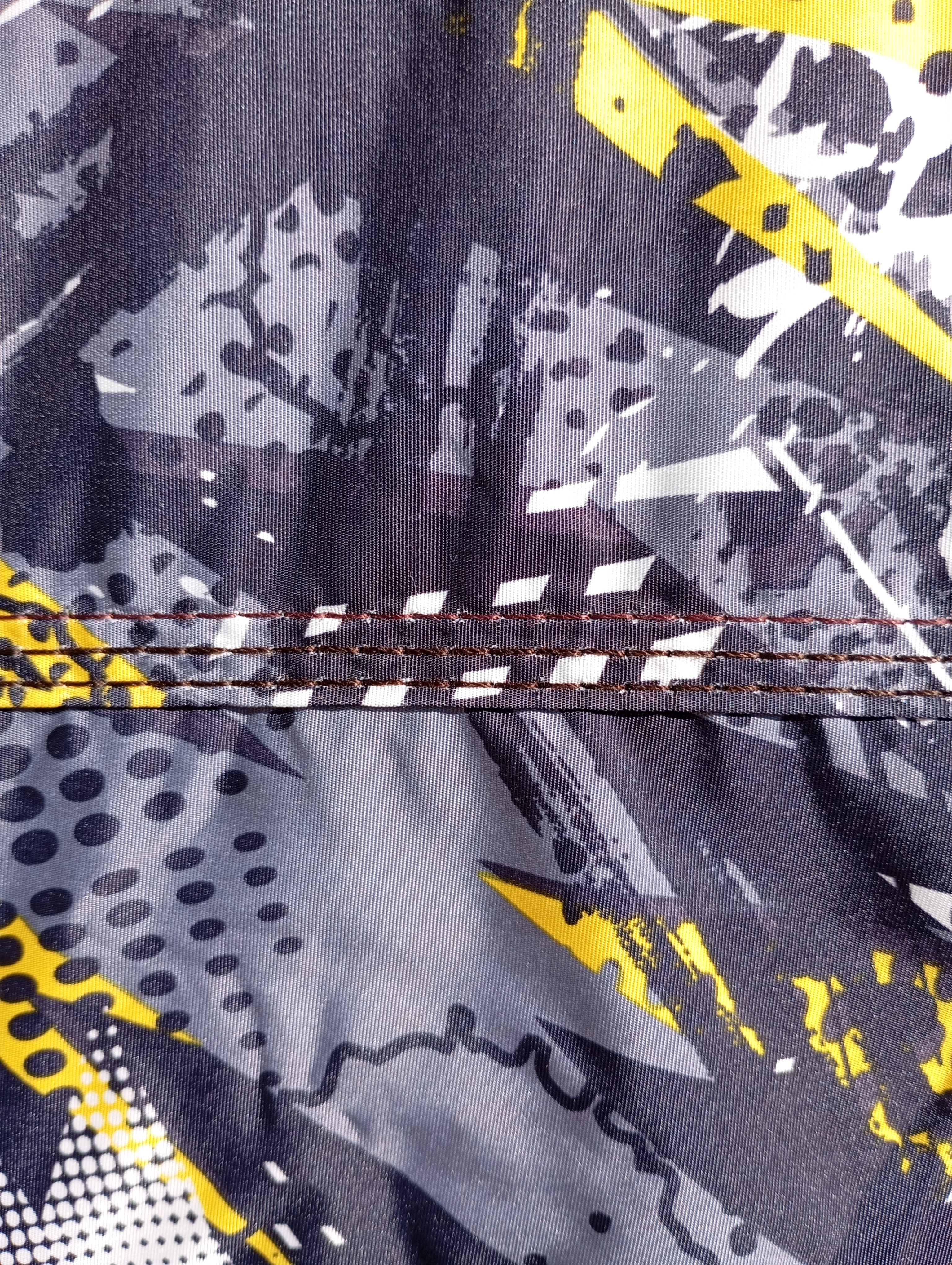 چادر مسافرتی مکعبی پشت لاستیک