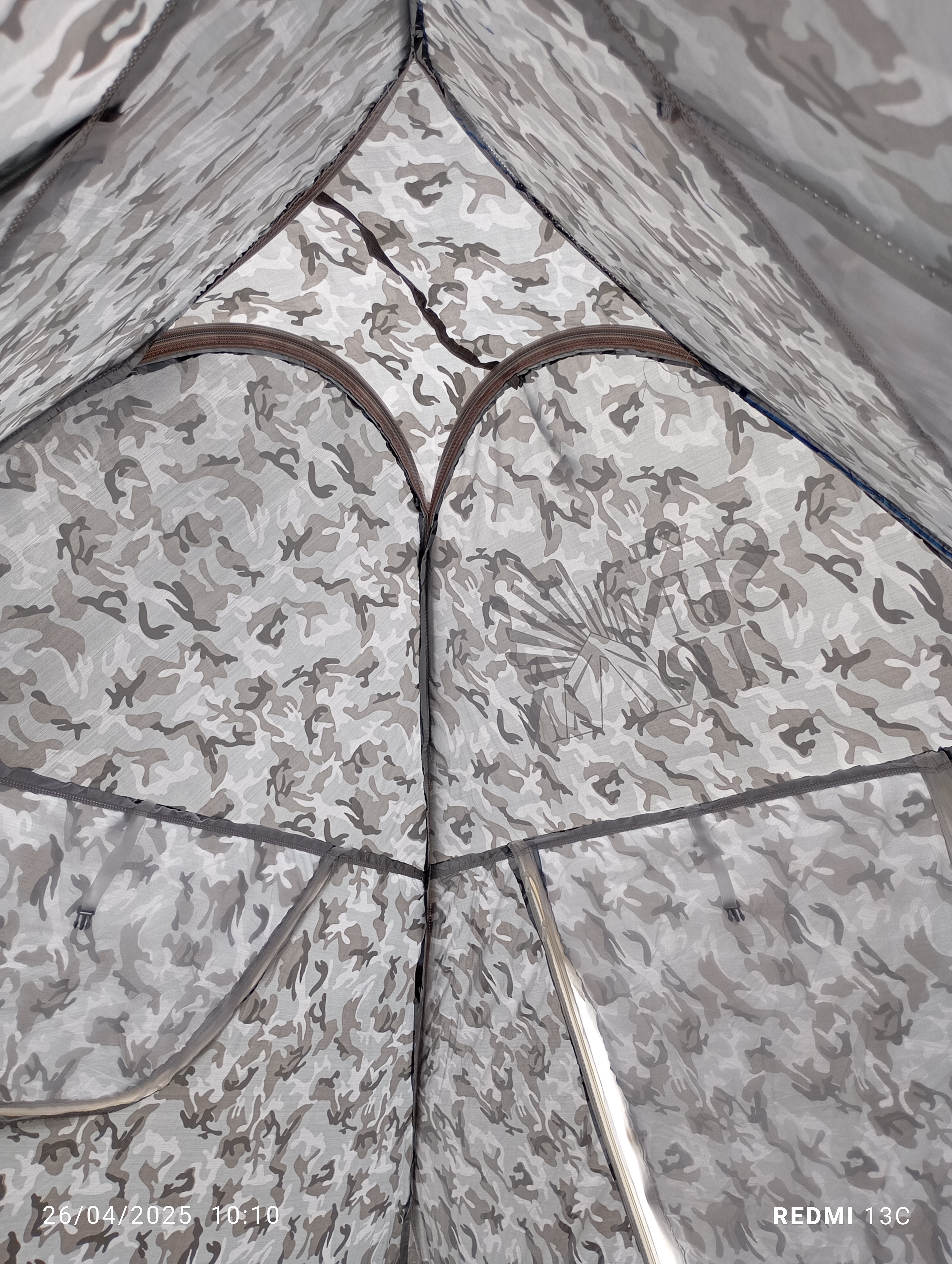 چادر مسافرتی پشت نقره