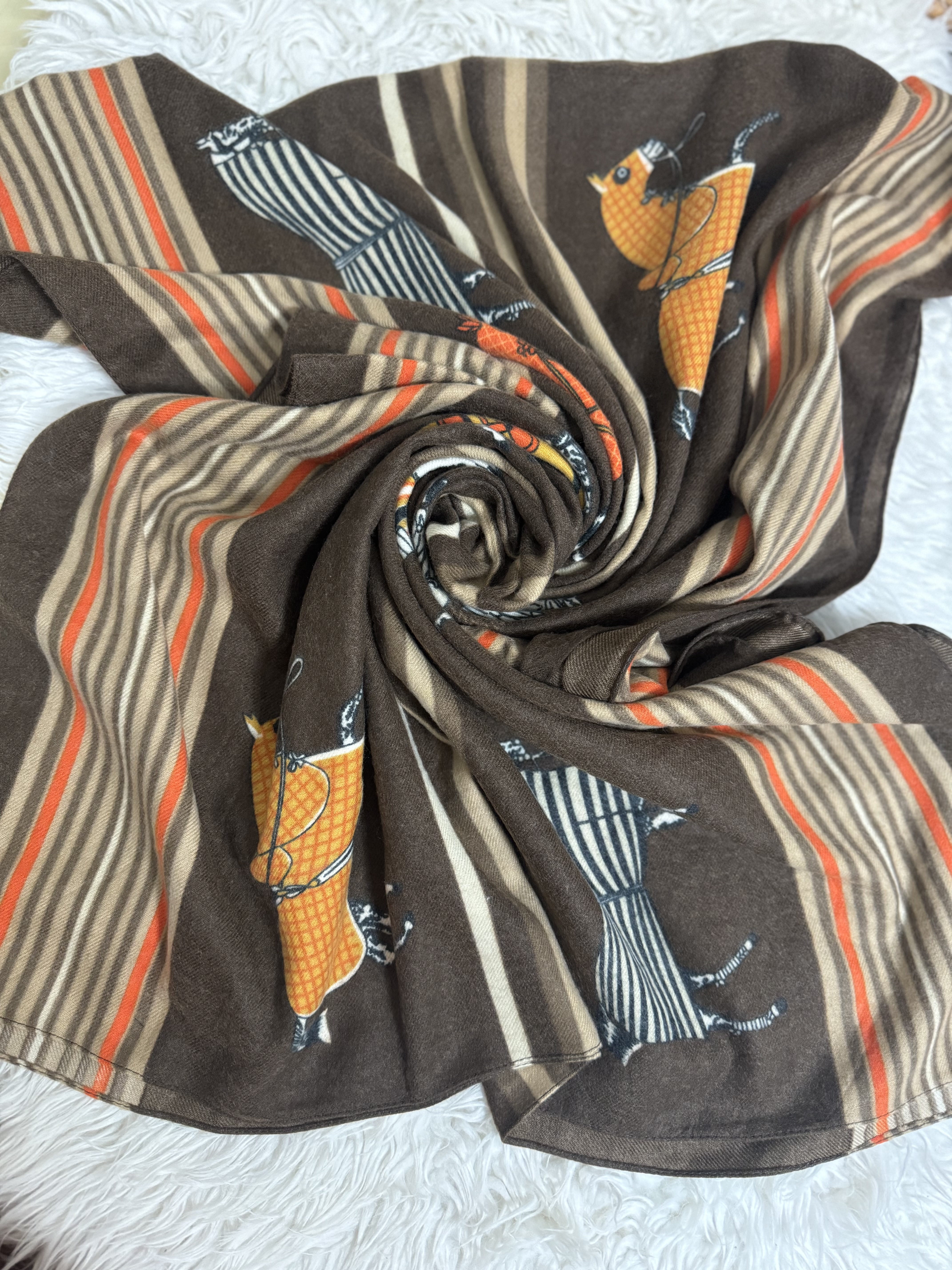 شال موهر هرمس