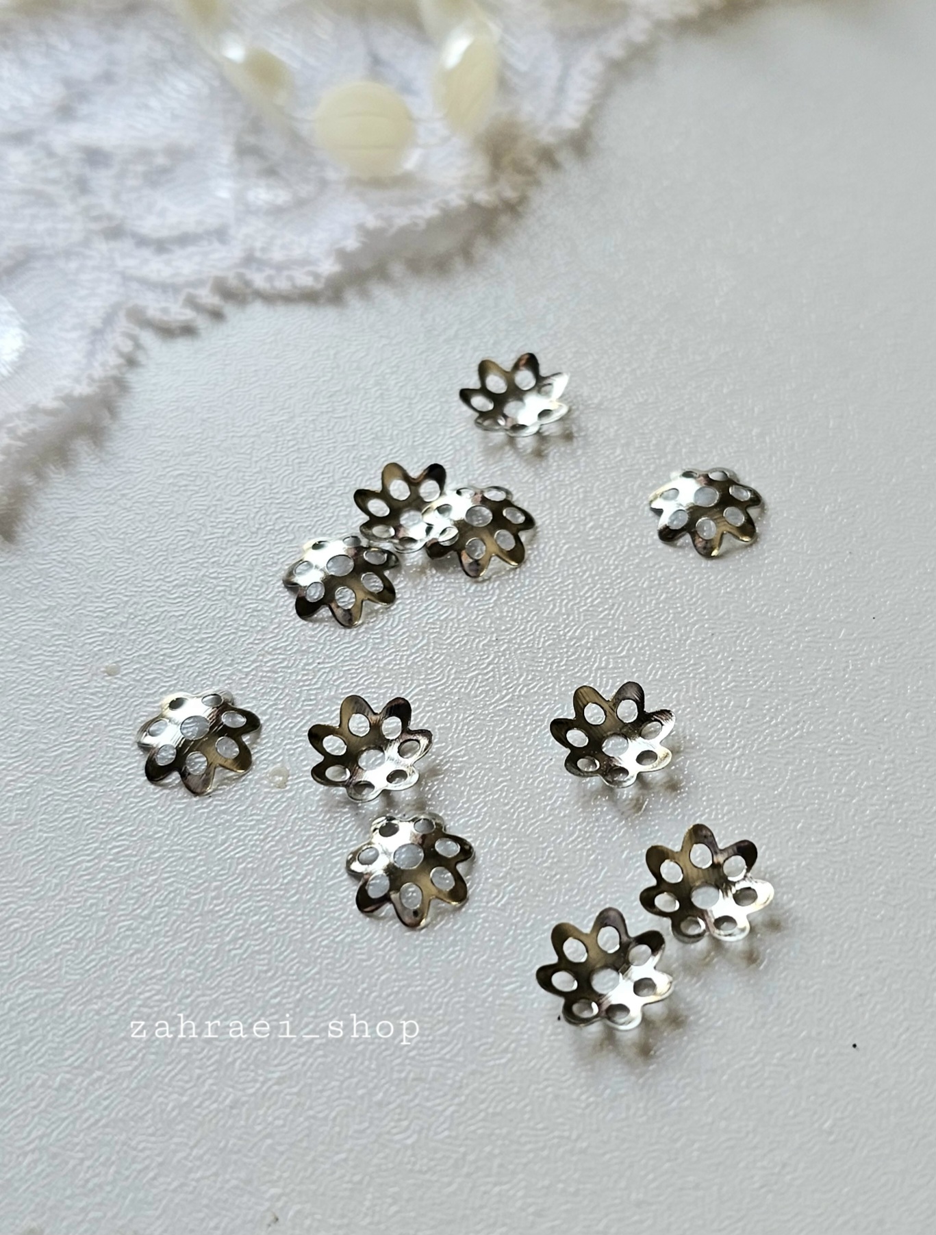 شکوفه نقره ای