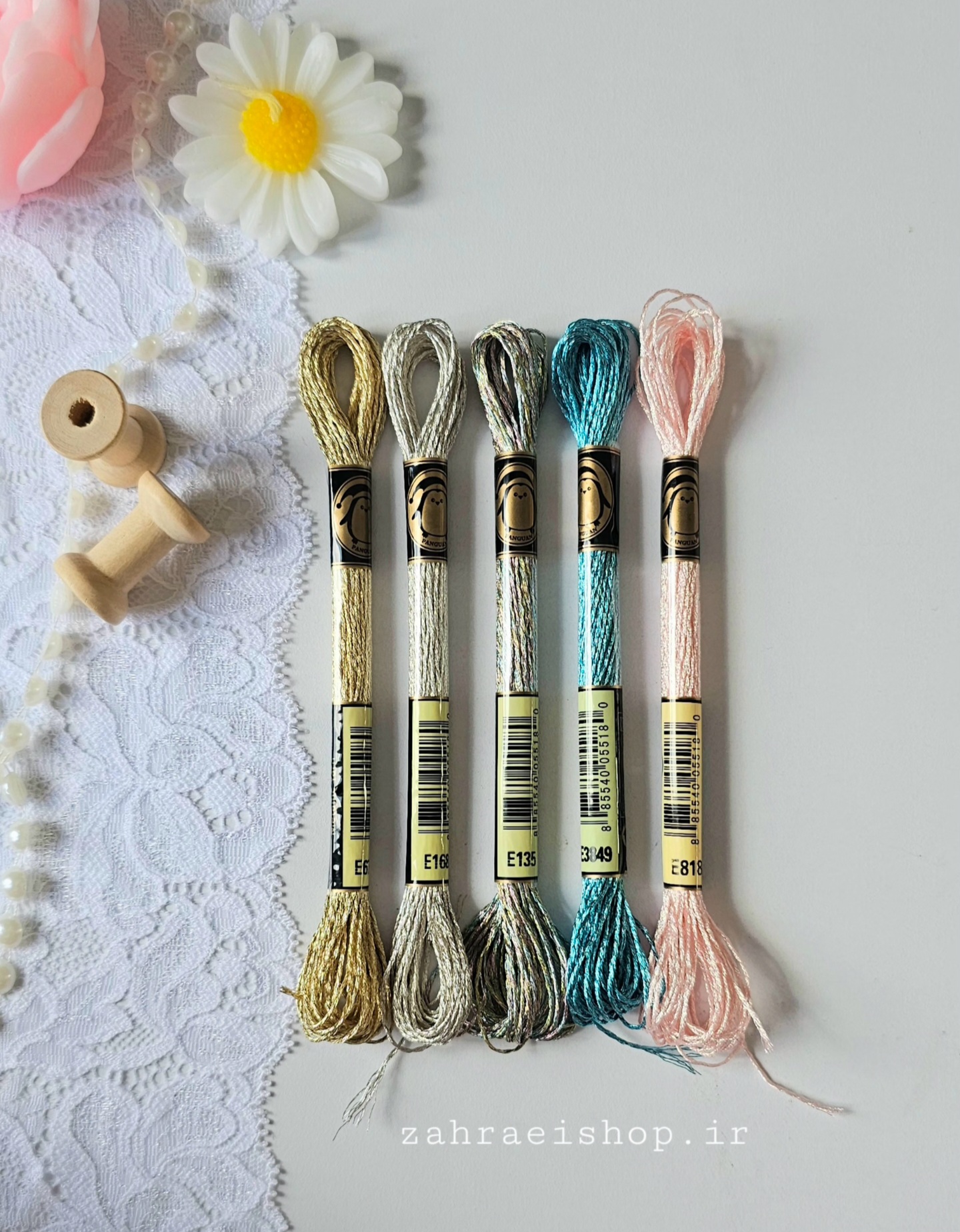 پک ۵ عددی نخ زری دار برند پنگوئن کلاف ۸ متری