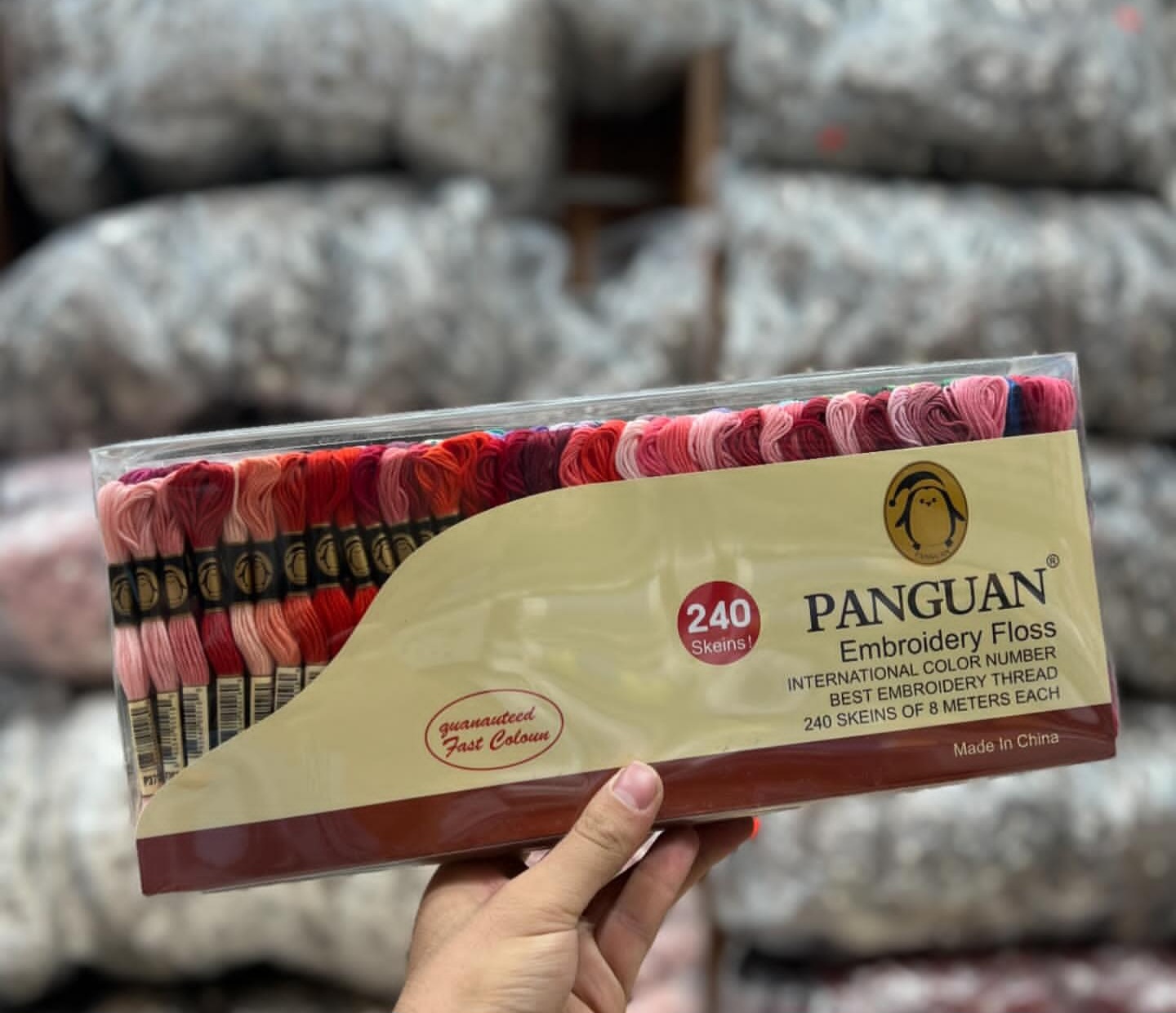 پک ۲۴۰ عددی نخ گلدوزی برند پنگوئن