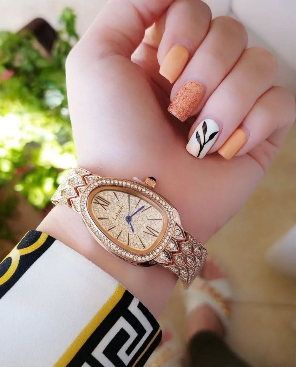 ساعت مچی زنانه لبااولی